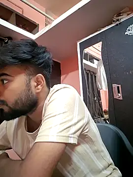 soniriyaa010101 online show from 15, 4, 2026