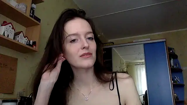 Snapshot of Tivanera chatting on 4, 5, 2026 Tivanera online show from 4, 5, 2026