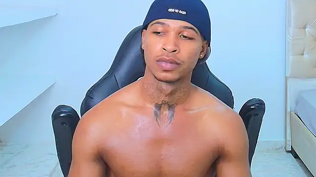 Snapshot of cassian_gold chatting on 2, 7, 2026 cassian gold online show from 2, 7, 2026