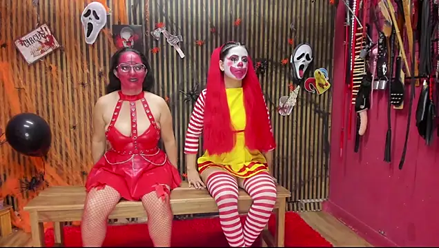 Snapshot of VantablackBDSMShow_ chatting on 31, 10, 2025 VantablackBDSMShow online show from 31, 10, 2025