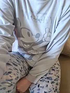 Snapshot of Lamya-dalo3a chatting on 4, 4, 2026 Lamya-dalo3a online show from 4, 4, 2026