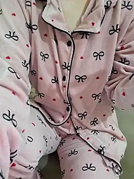 Snapshot of Lamya-dalo3a chatting on 5, 4, 2026 Lamya-dalo3a online show from 5, 4, 2026