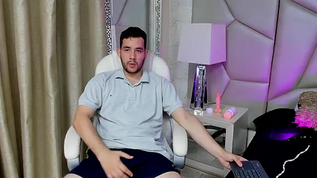 Snapshot of matti_de_lucaa chatting on 16, 9, 2025 matti de lucaa online show from 16, 9, 2025