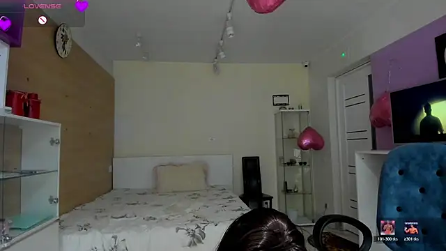 dark summer online show from 29, 3, 2026