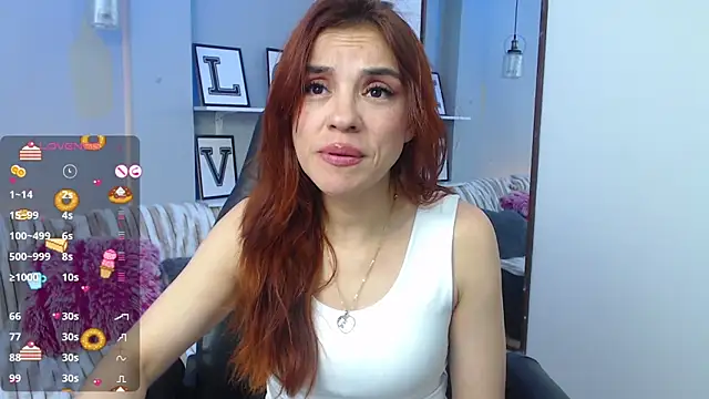 Snapshot of KendallWood_ chatting on 11, 4, 2026 KendallWood online show from 11, 4, 2026