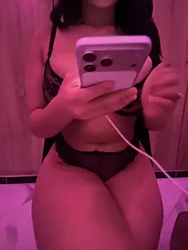 Snapshot of asile21 chatting on 21, 10, 2025 asile21 online show from 21, 10, 2025