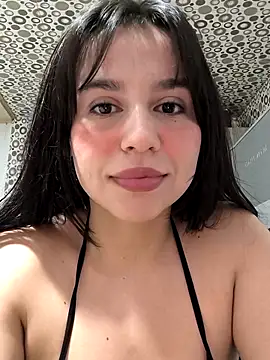 Snapshot of Daniela-rosee chatting on 7, 11, 2025 Daniela-rosee online show from 7, 11, 2025