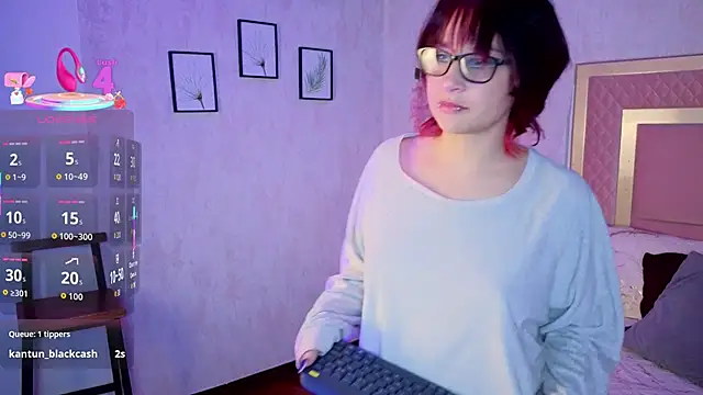 Snapshot of RobinBennett chatting on 14, 12, 2025 RobinBennett online show from 14, 12, 2025