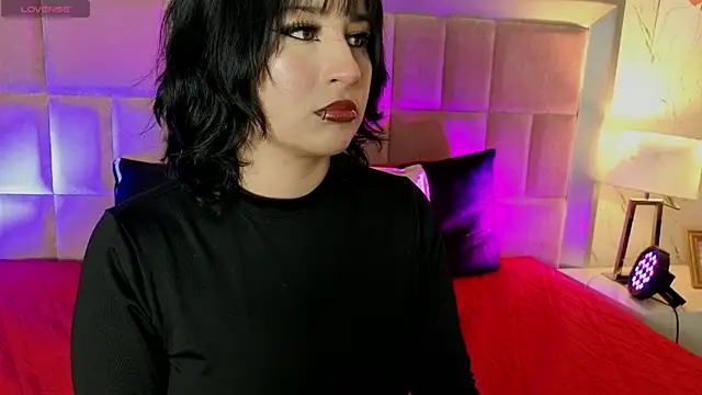 Snapshot of RobinBennett chatting on 10, 7, 2026 RobinBennett online show from 10, 7, 2026