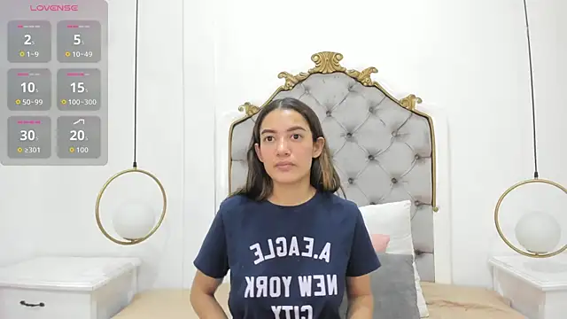 Skylerwhite02 online show from 2, 6, 2026