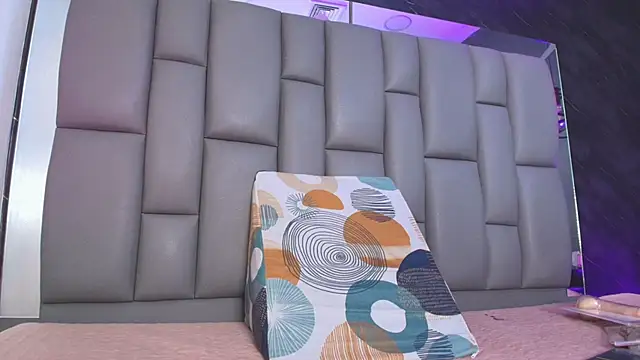 Snapshot of kissme_luna chatting on 13, 11, 2025 kissme luna online show from 13, 11, 2025