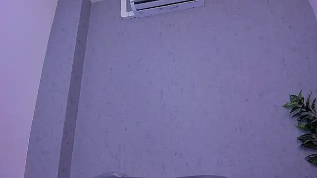 Snapshot of kissme_luna chatting on 7, 2, 2026 kissme luna online show from 7, 2, 2026