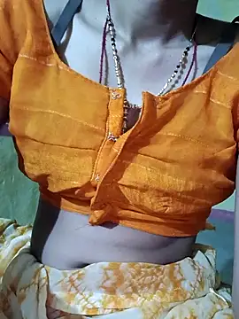 Snapshot of Aasha_devi05 chatting on 1, 10, 2025 Aasha devi05 online show from 1, 10, 2025