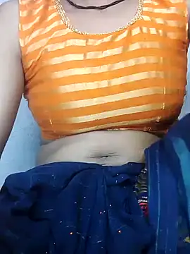 Snapshot of Aasha_devi05 chatting on 30, 10, 2025 Aasha devi05 online show from 30, 10, 2025