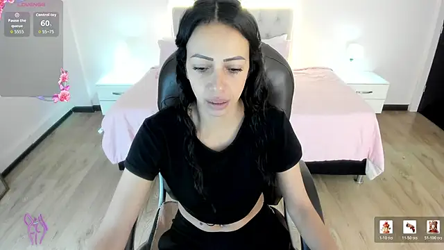 Snapshot of Mariam_Lopez__ chatting on 18, 4, 2026 Mariam Lopez online show from 18, 4, 2026