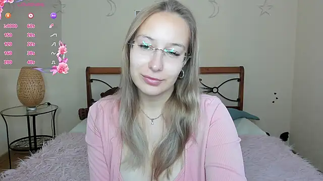 Snapshot of dina_sunshine chatting on 17, 10, 2025 dina sunshine online show from 17, 10, 2025