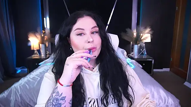 SerahMirabeli online show from 15, 10, 2025