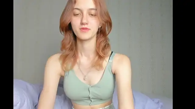 Snapshot of dreamy_pollyyy chatting on 1, 10, 2025 dreamy pollyyy online show from 1, 10, 2025