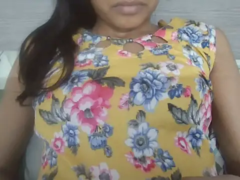 Snapshot of harleen-cam chatting on 26, 9, 2025 harleen-cam online show from 26, 9, 2025