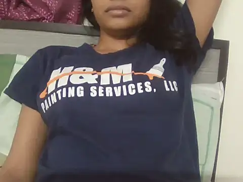 Snapshot of harleen-cam chatting on 29, 9, 2025 harleen-cam online show from 29, 9, 2025