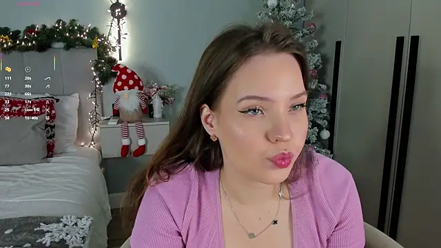 Snapshot of EmelySwickheimer chatting on 12, 1, 2026 EmelySwickheimer online show from 12, 1, 2026