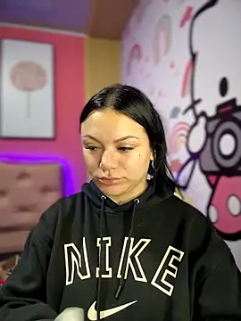 Snapshot of Megaan__More chatting on 13, 11, 2025 Megaan More online show from 13, 11, 2025