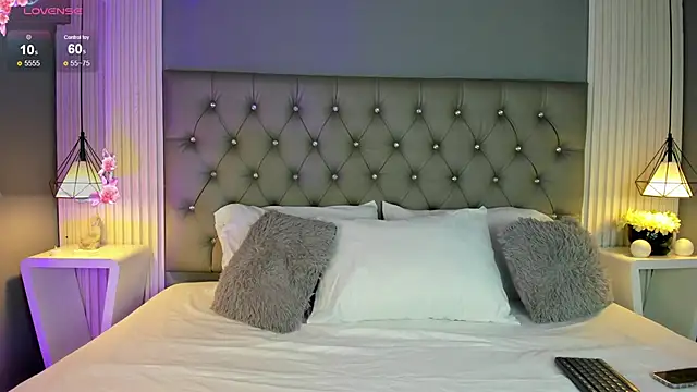 LunaBloomn online show from 27, 10, 2025