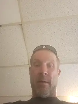 Snapshot of Mrdano0000 chatting on 28, 10, 2025 Mrdano0000 online show from 28, 10, 2025