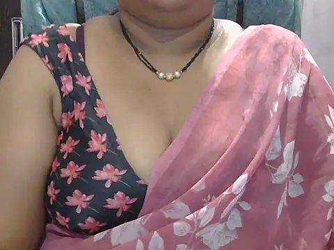 Snapshot of Nisha-telugu chatting on 9, 4, 2026 Nisha-telugu online show from 9, 4, 2026