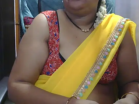 Snapshot of Nisha-telugu chatting on 11, 4, 2026 Nisha-telugu online show from 11, 4, 2026