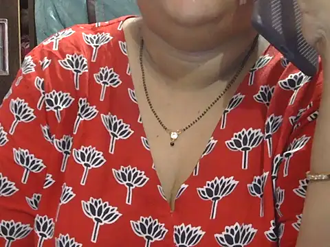 Snapshot of Nisha-telugu chatting on 12, 4, 2026 Nisha-telugu online show from 12, 4, 2026