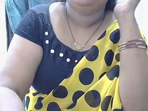 Snapshot of Nisha-telugu chatting on 24, 4, 2026 Nisha-telugu online show from 24, 4, 2026