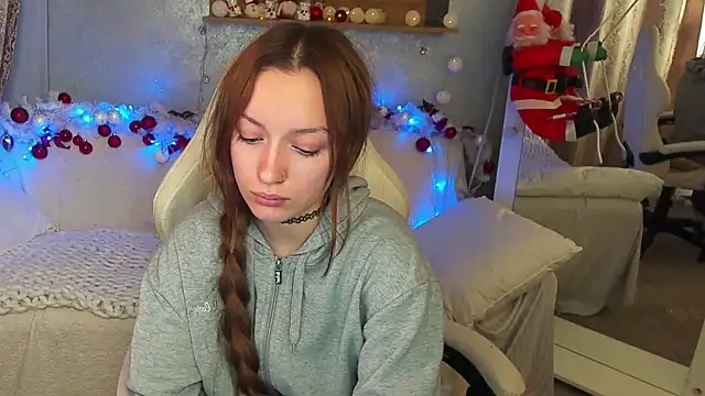 FoxyMayy online show from 14, 12, 2025