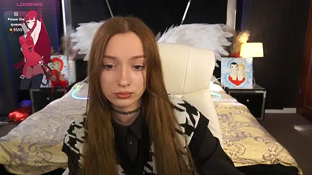 FoxyMayy online show from 8, 4, 2026