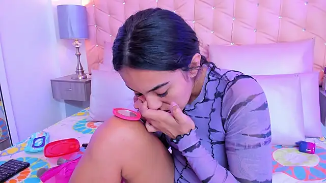 Snapshot of Leslie_Bussh_ chatting on 27, 3, 2026 Leslie Bussh online show from 27, 3, 2026