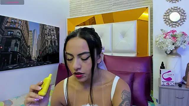 Snapshot of Leslie_Bussh_ chatting on 15, 4, 2026 Leslie Bussh online show from 15, 4, 2026