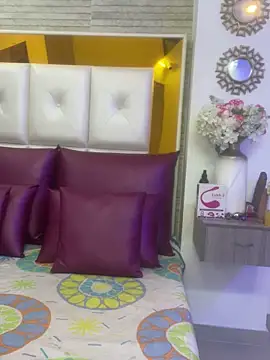 Snapshot of Leslie_Bussh_ chatting on 19, 4, 2026 Leslie Bussh online show from 19, 4, 2026