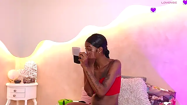 Snapshot of Kloee_12 chatting on 22, 10, 2025 Kloee 12 online show from 22, 10, 2025