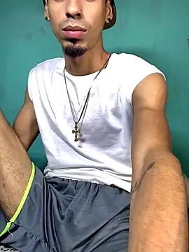 Snapshot of Alexx_1214 chatting on 21, 9, 2025 Alexx 1214 online show from 21, 9, 2025