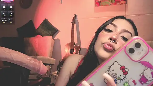 Snapshot of ashlynnlowe_ chatting on 20, 9, 2025 ashlynnlowe  online show from 20, 9, 2025