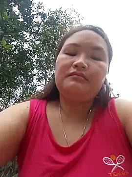 Snapshot of Tamara-a chatting on 5, 4, 2026 Tamara-a online show from 5, 4, 2026