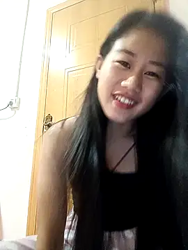 Snapshot of luy-xinh02 chatting on 10, 11, 2025 luy-xinh02 online show from 10, 11, 2025