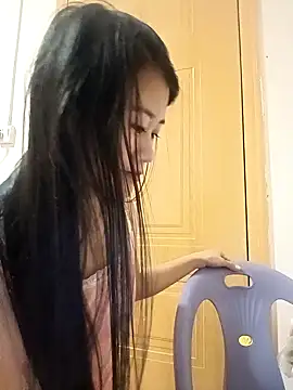 Snapshot of luy-xinh02 chatting on 15, 11, 2025 luy-xinh02 online show from 15, 11, 2025