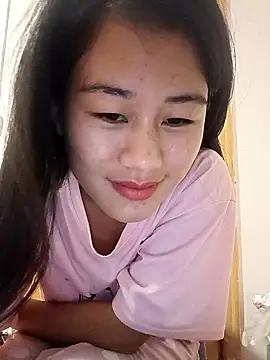 Snapshot of luy-xinh02 chatting on 16, 11, 2025 luy-xinh02 online show from 16, 11, 2025