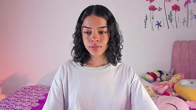 Snapshot of maddy_parker__ chatting on 16, 4, 2026 maddy parker online show from 16, 4, 2026