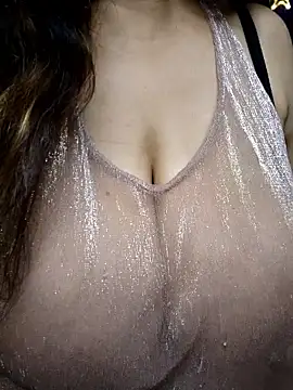 Snapshot of Queen-Of-Big-Boobs chatting on 23, 9, 2025 Queen-Of-Big-Boobs online show from 23, 9, 2025
