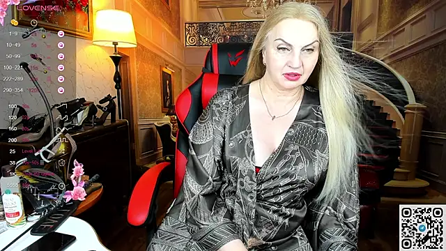 Snapshot of Nina_Devillle chatting on 21, 6, 2026 Nina Devillle online show from 21, 6, 2026