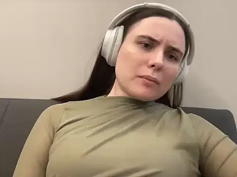 Olyshaa online show from 23, 7, 2026