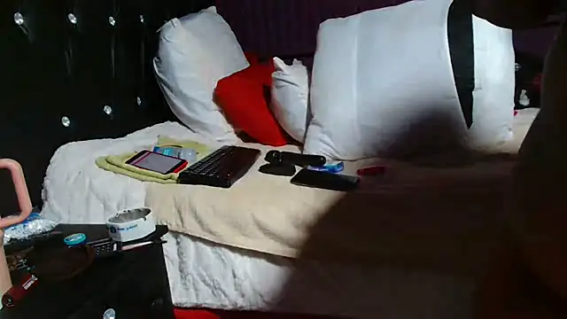 Snapshot of Bustyboobs02xx chatting on 3, 5, 2026 Bustyboobs02xx online show from 3, 5, 2026