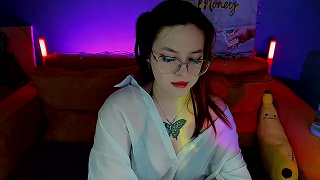 Snapshot of Krysadapp chatting on 23, 3, 2026 Krysadapp online show from 23, 3, 2026